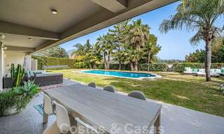 Moderne luxevilla te koop in Nueva Andalucia’s golfvallei, op loopafstand van Puerto Banus, Marbella 51059 