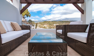 Exclusieve villa in een modern-Andalusische stijl te koop in een gated en secure community, Marbella - Benahavis 29548 
