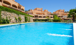 Appartementen te koop met ruime terrassen en zeezicht in Elviria, oost Marbella 20269 