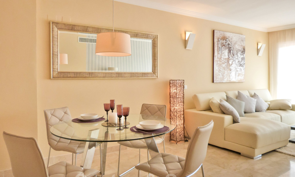 Appartementen te koop met ruime terrassen en zeezicht in Elviria, oost Marbella 20274