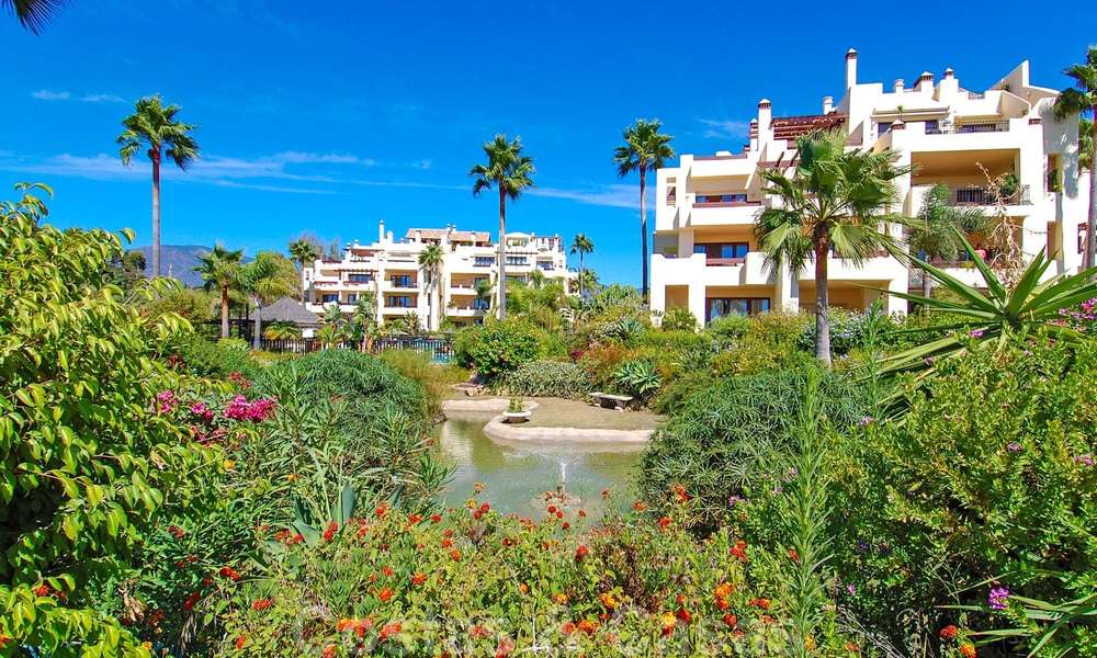 Luxe appartementen te koop, eerstelijnstrand complex, New Golden Mile, Marbella - Estepona 26974
