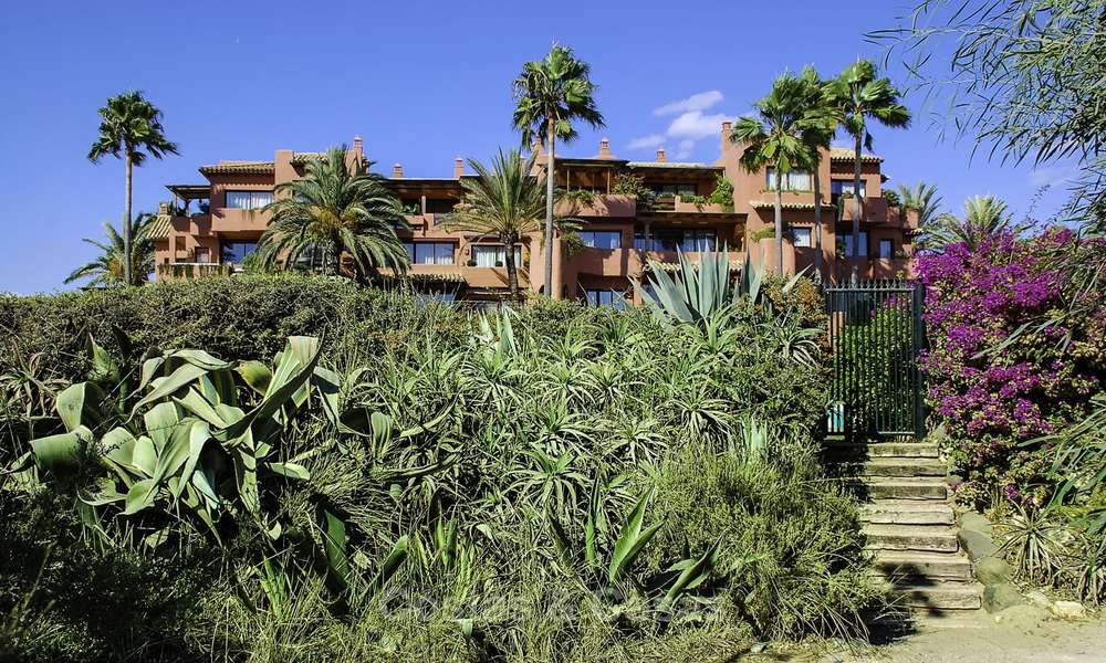 Appartementen en penthouses te koop aan het strand in Marbella oost 21309