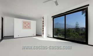 Moderne Andalusische villa te koop in Nueva Andalucia te Marbella 23385 
