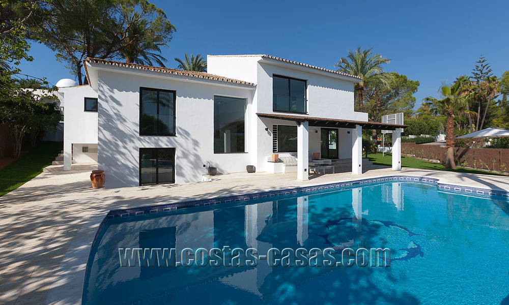 Moderne Andalusische villa te koop in Nueva Andalucia te Marbella 23390